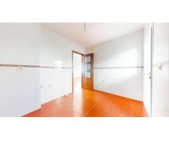 Acogedor chalet adosado en venta. Obra nueva