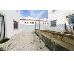 Acogedor chalet adosado en venta. Obra nueva