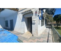 Local comercial en Las Lagunas zona El Albero, dirigido a inversores y emprendedores