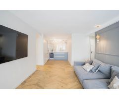 Piso Reformado con Diseño Exclusivo en Los Boliches, Fuengirola