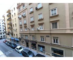 ESPACIOSO PISO PARA REFORMAR EN PLENO SOHO CENTRO DE MÁLAGA