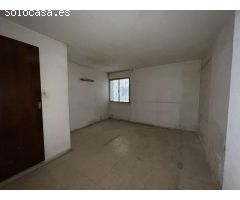 ESPACIOSO PISO PARA REFORMAR EN PLENO SOHO CENTRO DE MÁLAGA