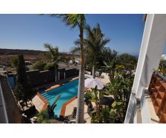 VILLA DE LUJO CON VISTAS AL MAR, PISCINA Y DOS APARTAMENTOS INDEPENDIENTES