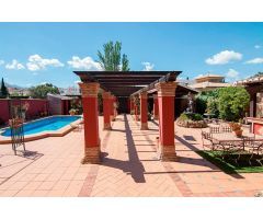 Espectacular chalet en La Zubia!