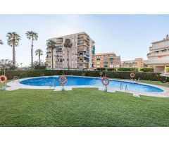 Lujo Costero en Salobreña! Casa Exclusiva en Primera Línea de Playa