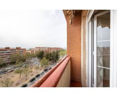 ???? Acogedor Piso VPO con Vistas Despejadas en Residencial Santa Amalia