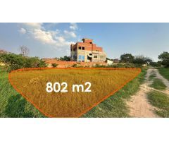 Amplio lote en venta, a pasos de la avenida Arroyito, 8vo anillo (plan 3.000)
