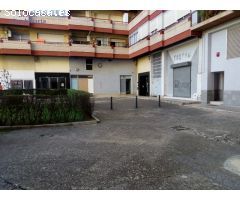 Local comercial de 50  metros cuadrados en la ciudad de Logroño, Zona Lope Toledo
