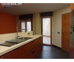 Exclusiva vivienda en el centro de la ciudad de Logroño, Zona Av. Solidaridad- Monumento al Labrador
