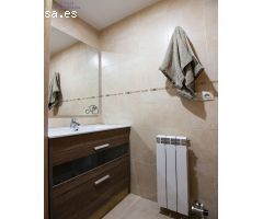 Piso tipo duplex, tres dormitorios. baño y aseo, con trastero. SIN ASCENSOR