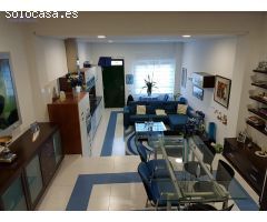 Apartamento turístico de lujo junto al Parque del Ebro en Logroño.