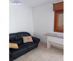 Casa para entrar a vivir de 99 metros  mas 16 metros de bodega con asador  en Matute - La Rioja
