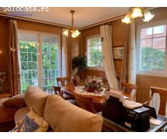Chalet pareado en venta en Navarrete. Precioso y muy amplio, de trescientos treinta metros útiles.