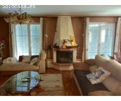 Chalet pareado en venta en Navarrete. Precioso y muy amplio, de trescientos treinta metros útiles.