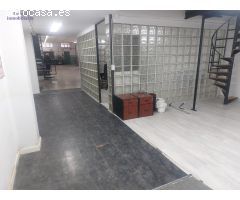 Local de mas de doscientos metros, para empezar a trabajar.