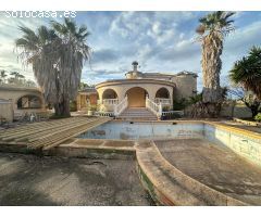 Casa con terreno en Montesinos
