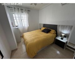 Bungalow planta baja reformado con piscina
