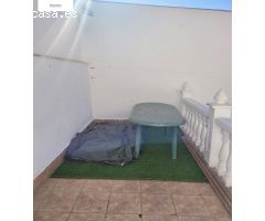 PISO BAJO CON PATIO