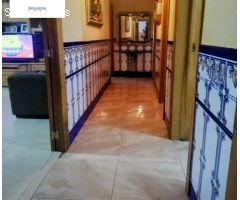 PISO BAJO CON PATIO