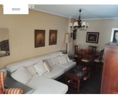 Piso de 4 dormitorios con garaje en barrio Feria