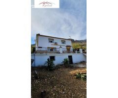 SE VENDE FINCA DE 9.200M2 CON CASA EN LA MELLA