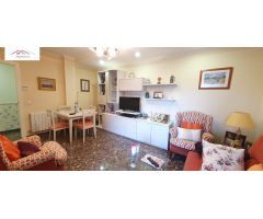 SE VENDE PISO EN RESIDENCIAL CON PISCINA JUNTO AL HOSPITAL UNIVERSITARIO.
