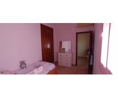 ADOSADO CONSTRUIDO EN 2007 EN EL RINCONCILLO,  LA CARLOTA