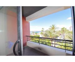 APARTAMENTO CON VISTAS AL MAR EN TORREVIEJA.