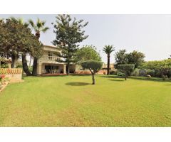 Villa en Venta en Cabo Roig, Alicante