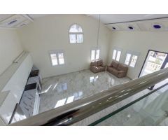 ESPECTACULAR VILLA EN LA MARINA CON PARCELA DE 8.000 M2