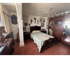 El Coto - Pareada con encanto de 3 Dormitorios con Patio 40 m2 y Sótano