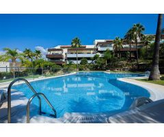 Apartamento en Venta en Benahavís, Málaga
