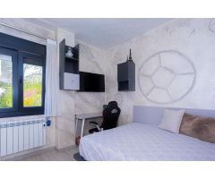 Apartamento en Venta en Benahavís, Málaga