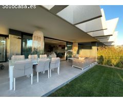 Apartamento en Venta en Estepona, Málaga