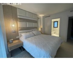 Apartamento en Venta en Estepona, Málaga