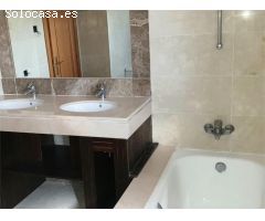 Apartamento en Venta en Estepona, Málaga
