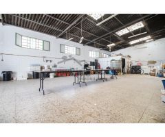 NAVE EN LA ZONA DEL CHAPARRAL