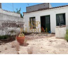 VIVIENDA PARA REFORMAR EN VALVERDE DEL CAMINO.