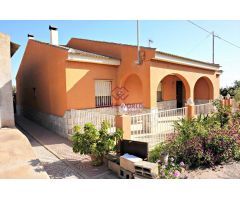 ¡Casa de campo junto al pueblo!