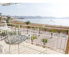 PISO en 1ª lINEA DE PLAYAS !!