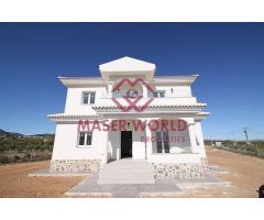 VILLAS DE OBRA NUEVA EN PINOSO