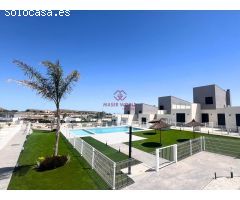 ADOSADOS DE OBRA NUEVA EN ALTAONA GOLF RESORT, MURCIA