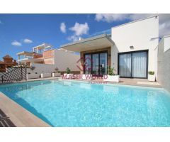 VILLA DE OBRA NUEVA EN PLAYA HONDA