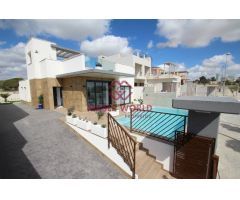 VILLA DE OBRA NUEVA EN PLAYA HONDA