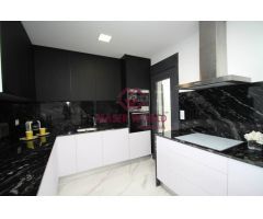 VILLA DE OBRA NUEVA EN PLAYA HONDA