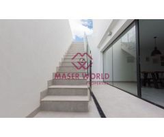 VILLA EN URBANIZACION DE ALTO STANDING