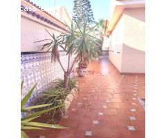 MAGNIFICO CHALET EN PLAYA GRANDE