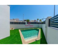 VILLA PAREADA DE NUEVA CONSTRUCCIÓN EN BENIJOFAR
