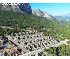 Impresionantes villas de nueva construcción en Polop con vistas al mar