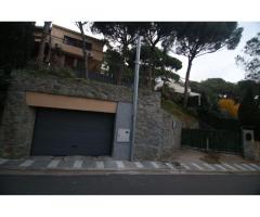 Villa con hermosas vistas al mar y a la montaña